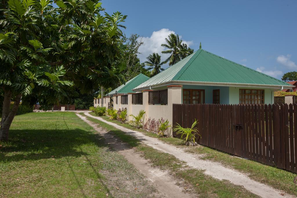 Le Relax Self Catering Apartment La Digue Exterior foto